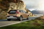 Volvo V40 Cross Country 2012 года